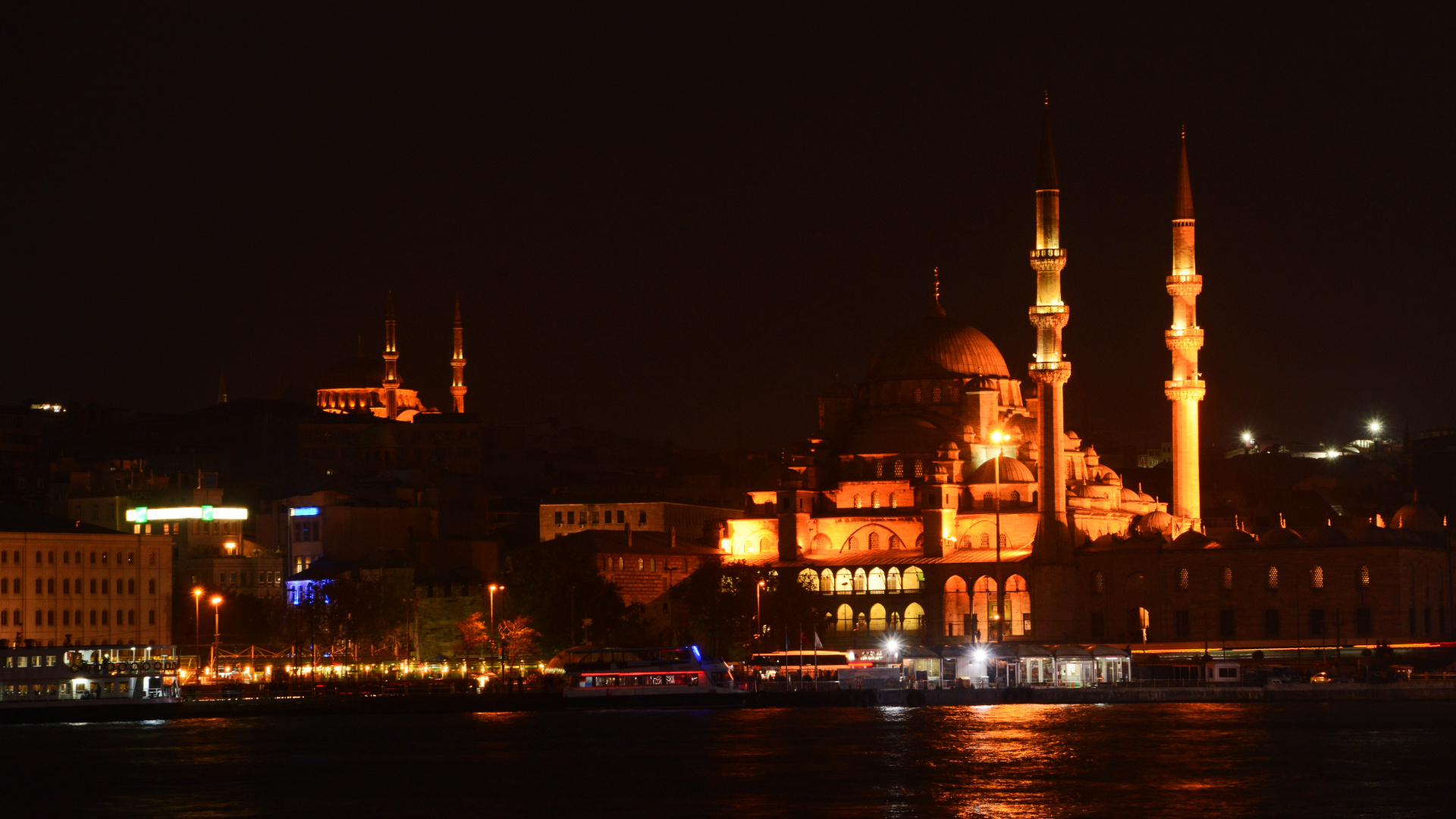 Istanbul v noci