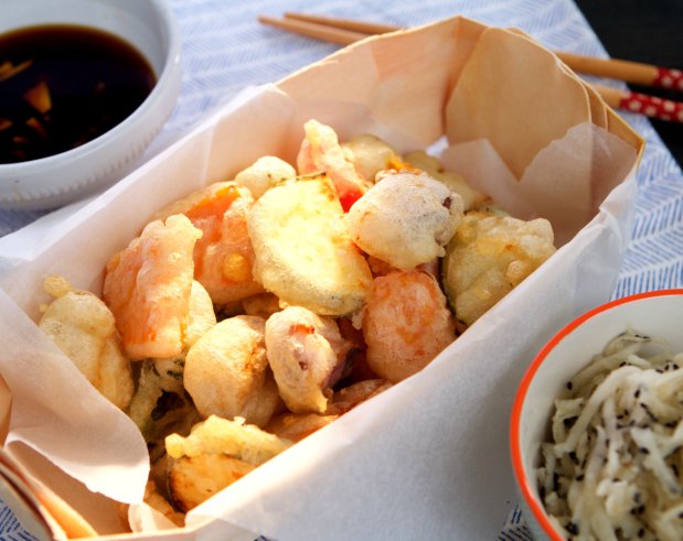 Zeleninová tempura a salát z bílé ředkve Foto: 