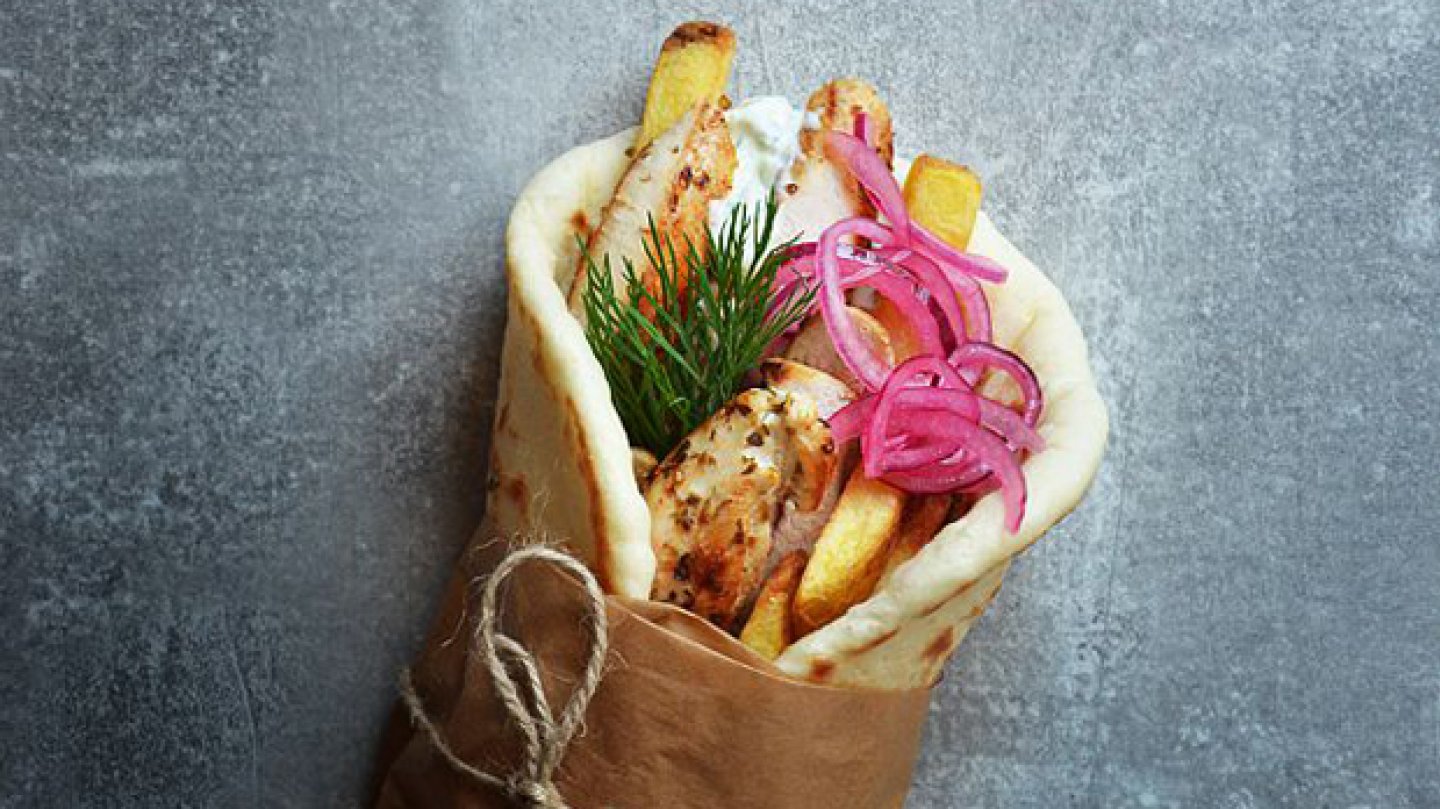 Kuřecí gyros Kuřecí gyros