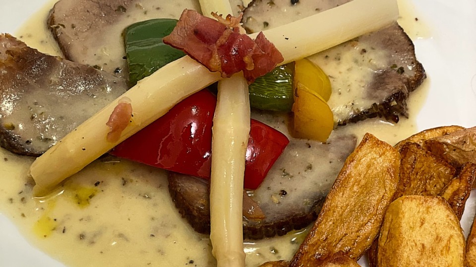 Roastbeef, pepřová omáčka