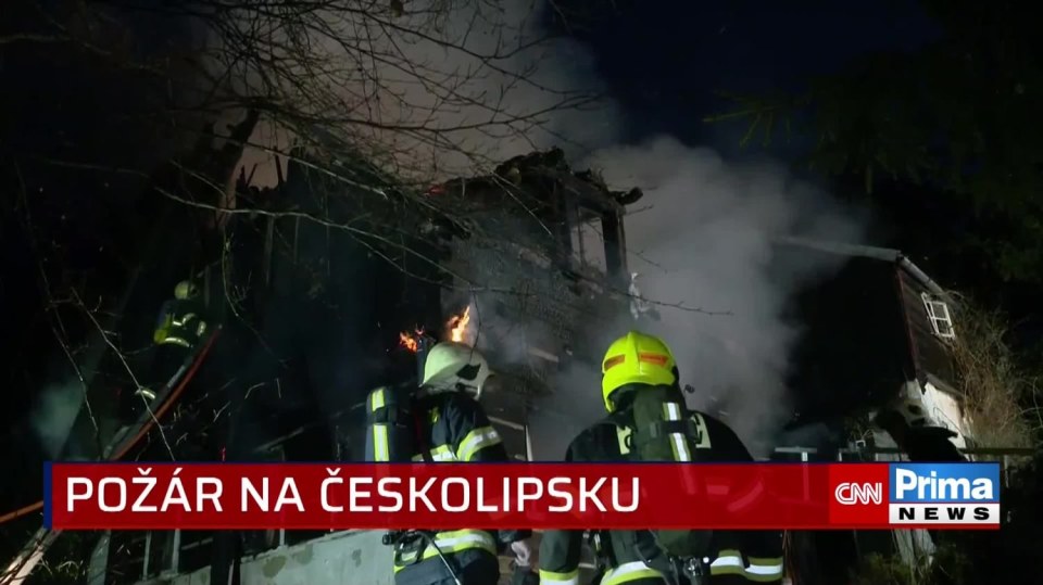 Hasiči na Českolipsku bojují s rozsáhlým požárem