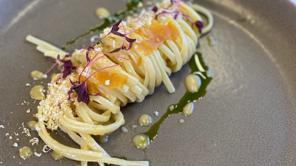 Linguine con Bottarga e ricotta mustia