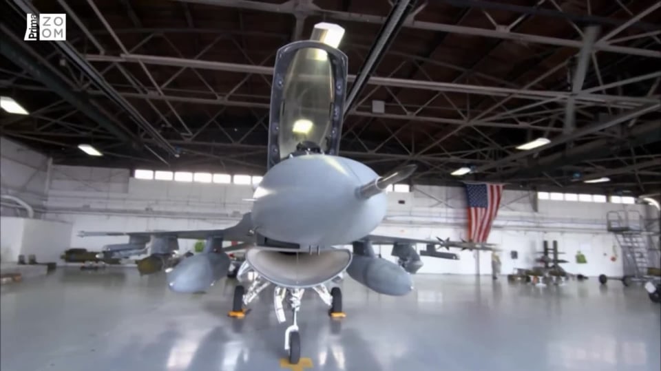 Vzdušní válečníci IV (3) - F-16 základní údaje