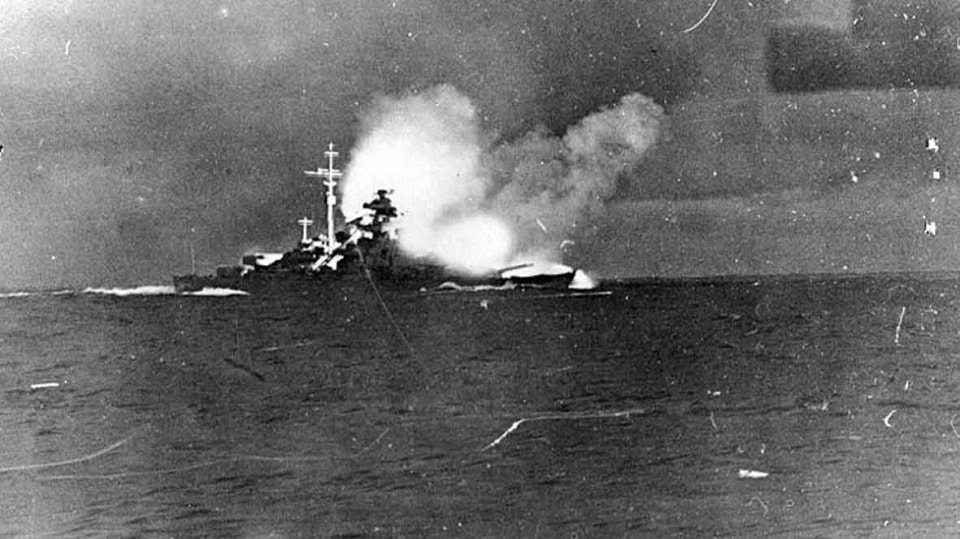 Hood a Bismarck: Souboj křižníků