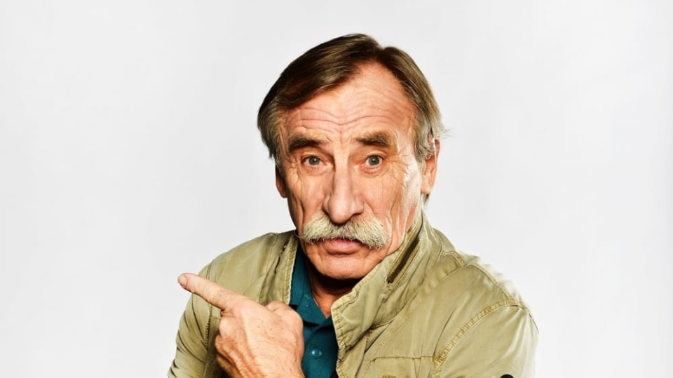 Pavel Zedníček jako šéf kriminálky v seriálu Einstein