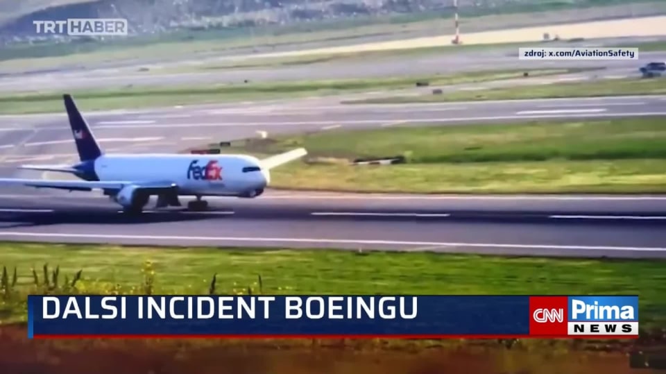 Nouzové přistání Boeingu v Istanbulu