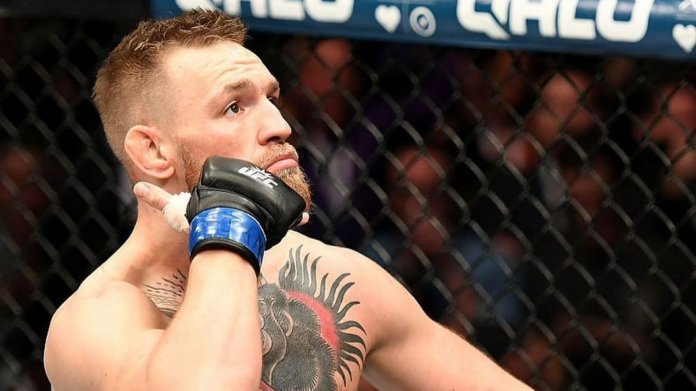 Conor McGregor okomentoval moment mezi Jakem Paulem a Mayweatherem 1 Conor McGregor okomentoval moment mezi Jakem Paulem a Mayweatherem 1