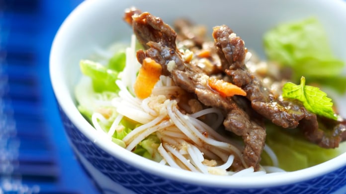 Salát bò bún Salát bò bún