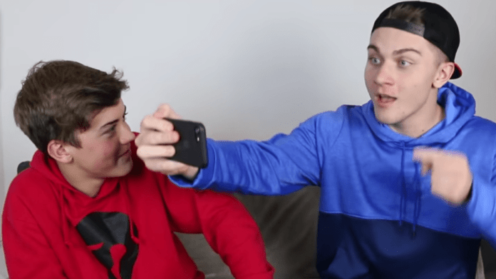 Datel a parodie youtuberů 2 Datel a parodie youtuberů 2