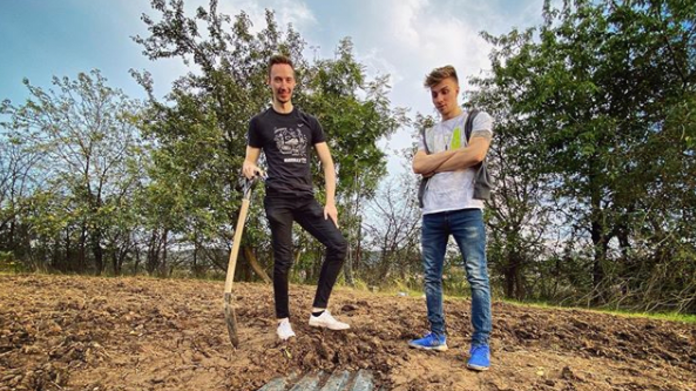 Našli TVTwixx Kazmovo auto? 1 Našli TVTwixx Kazmovo auto? 1