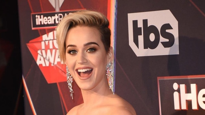 Katy Perry a její chladná pomsta Katy Perry a její chladná pomsta