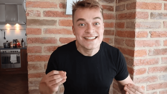 Vláďova parodie na Fiziho. Vláďova parodie na Fiziho.