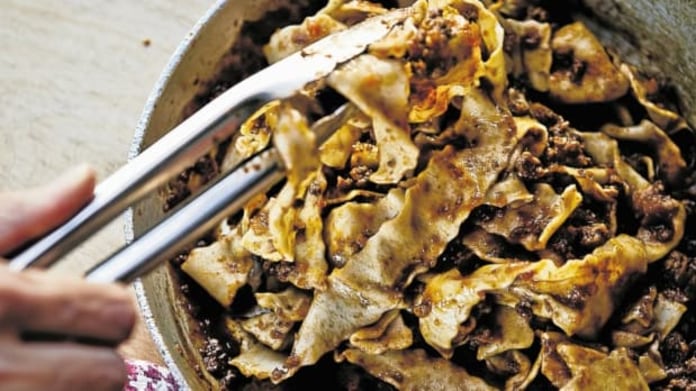 Pappardelle s hovězím ragú Pappardelle s hovězím ragú