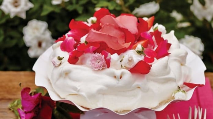 Květinová pavlova Květinová pavlova