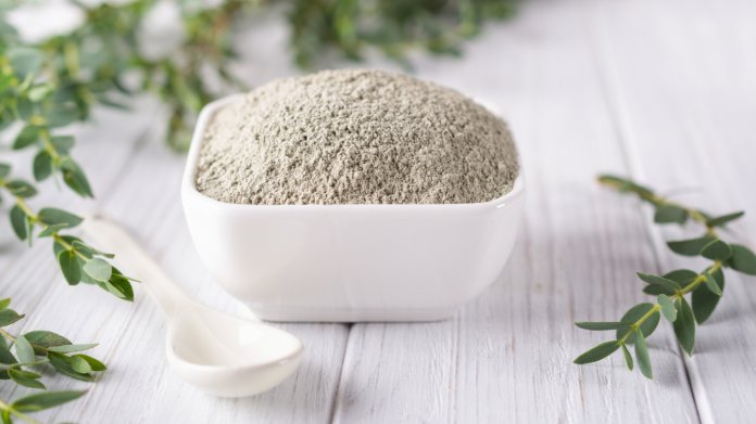 Detox hlínou. Už jste zkoušela vypít zelený jíl? Detox hlínou. Už jste zkoušela vypít zelený jíl?