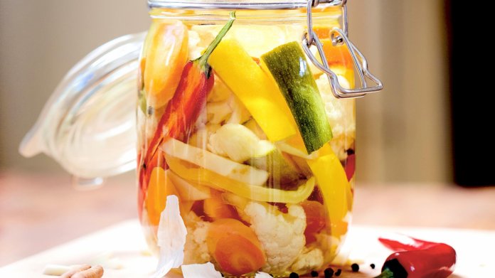 La Giardiniera – zelenina naložená v oleji La Giardiniera – zelenina naložená v oleji