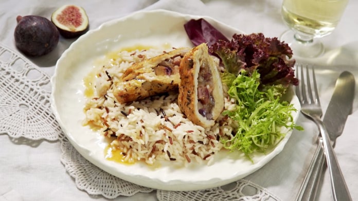 Krůtí kapsy s fíky a mozzarellou Krůtí kapsy s fíky a mozzarellou