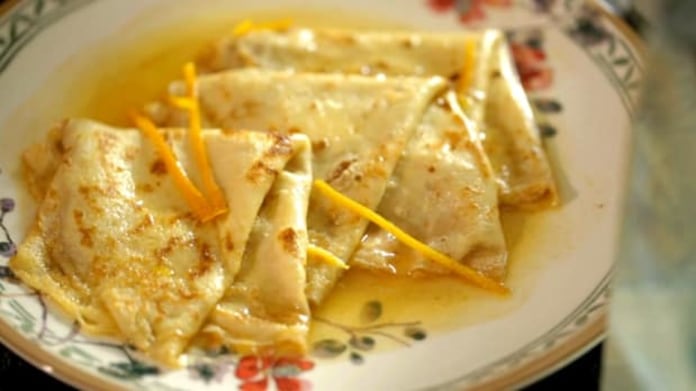 Palačinky crêpes suzette Palačinky crêpes suzette
