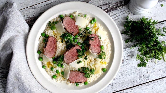 Hráškové risotto s kachními prsy Hráškové risotto s kachními prsy