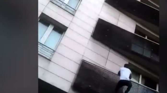 Imigrant zachránil život dítěti 2 Imigrant zachránil život dítěti 2
