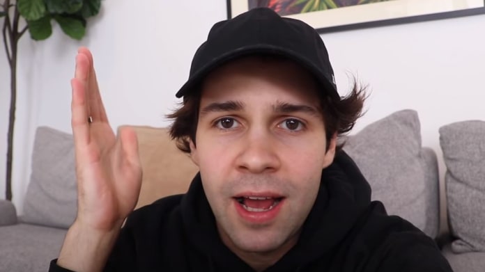 Slavný youtuber Dave Dobrik ztrácí sponzory 1 Slavný youtuber Dave Dobrik ztrácí sponzory 1