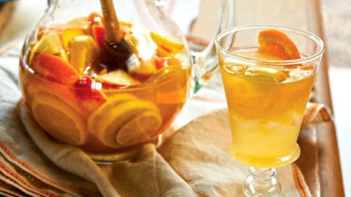 Bílá sangria Bílá sangria