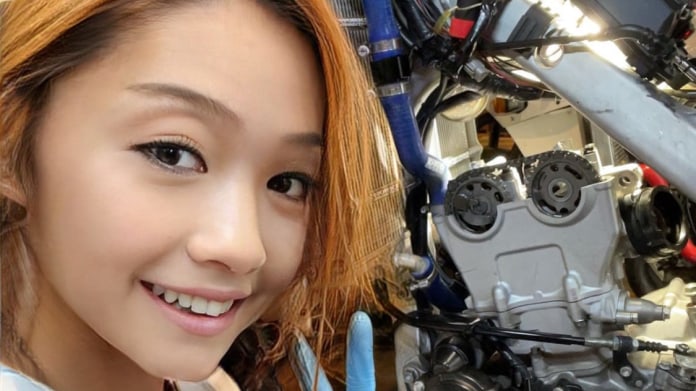Odhalení identity japonského motorkáře 1 Odhalení identity japonského motorkáře 1