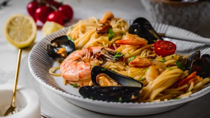 Italské speciality: Spaghetti frutti di mare Italské speciality: Spaghetti frutti di mare