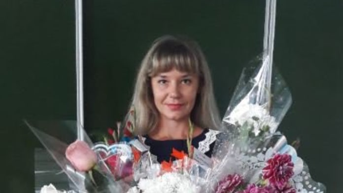 Ruská učitelka se oblékala příliš vyzývavě 3 Ruská učitelka se oblékala příliš vyzývavě 3
