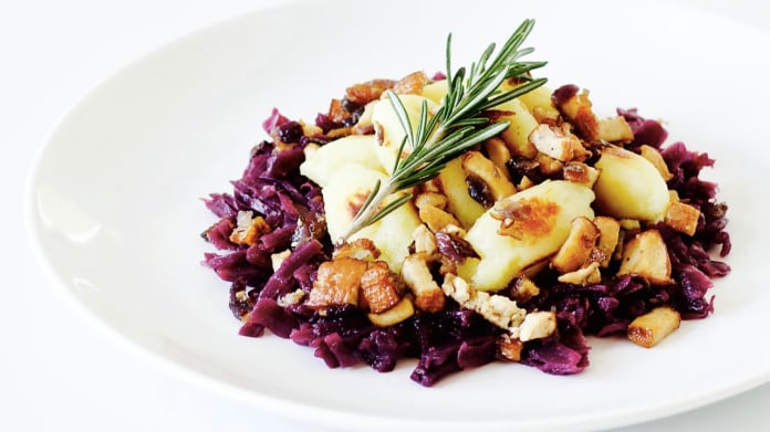 Veganské škubánky se zelím Veganské škubánky se zelím