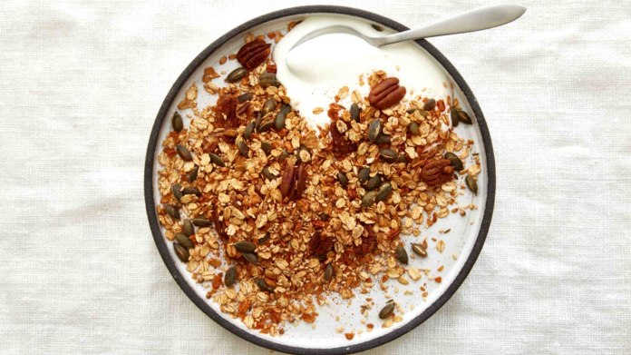 Slaná granola Slaná granola
