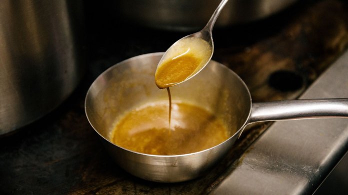 Perfektní recept na omáčku demi glace Perfektní recept na omáčku demi glace