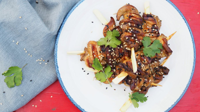 Kuřecí satay s brusinkovou omáčkou Kuřecí satay s brusinkovou omáčkou