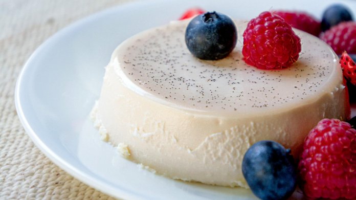 Panna cotta s bourbonem Panna cotta s bourbonem