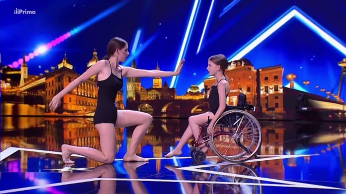 ČESKO SLOVENSKO MÁ TALENT VIII (3): Karolína Dejová a Eliška Jeřábková ČESKO SLOVENSKO MÁ TALENT VIII (3): Karolína Dejová a Eliška Jeřábková