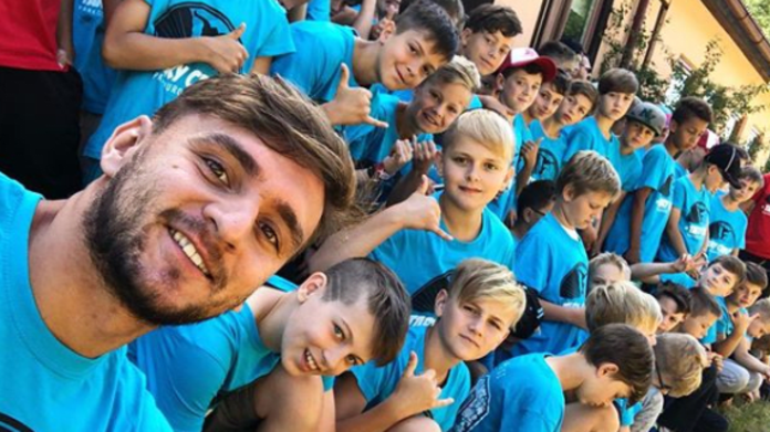 Tary zakládá školku! 1 Tary zakládá školku! 1