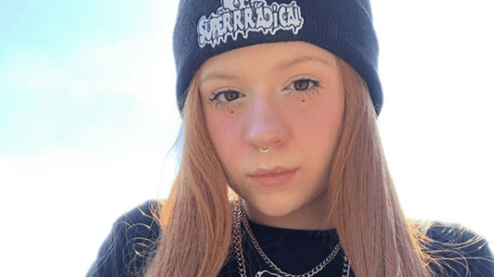 Napadla maminka Míny hejtry? 1 Napadla maminka Míny hejtry? 1