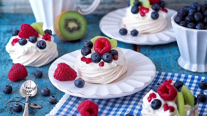 Letní mini Pavlova Letní mini Pavlova