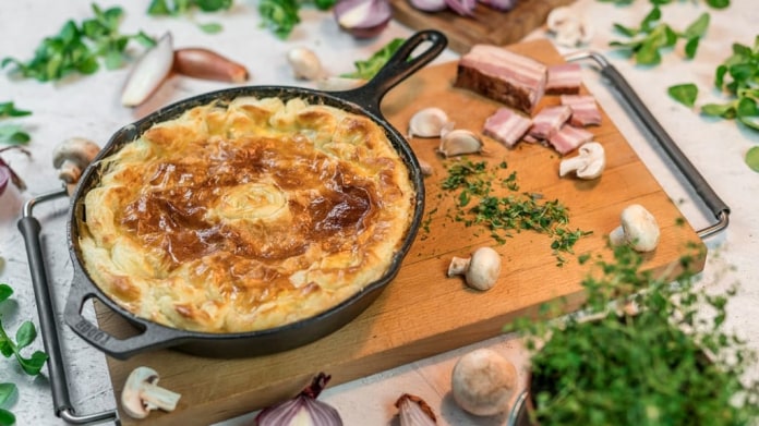 Kuřecí koláč s houbami Kuřecí koláč s houbami