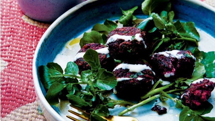 Falafel z červené řepy Falafel z červené řepy