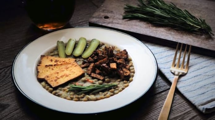 Čočka na kyselo po vegansku Čočka na kyselo po vegansku
