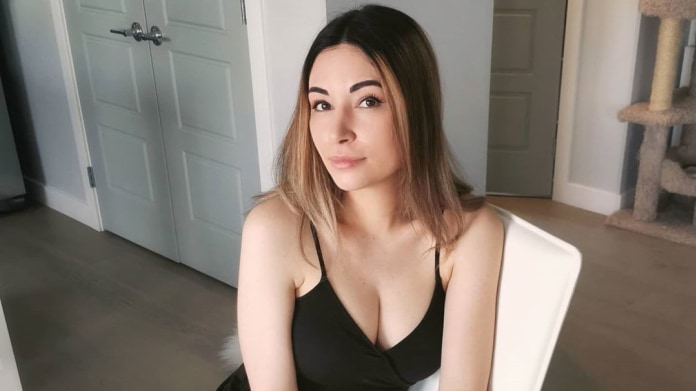 Muž žaluje Twitch kvůli sexy streamerkám 1 Muž žaluje Twitch kvůli sexy streamerkám 1