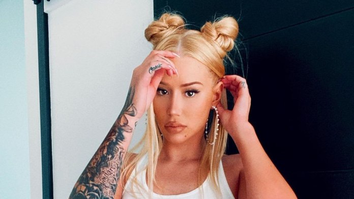 Co chodí do zpráv Iggy Azaele? 1 Co chodí do zpráv Iggy Azaele? 1