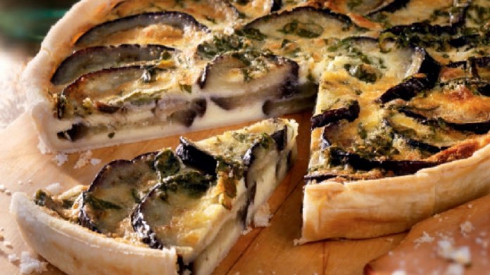 Lilkový koláč se sýrem feta Lilkový koláč se sýrem feta