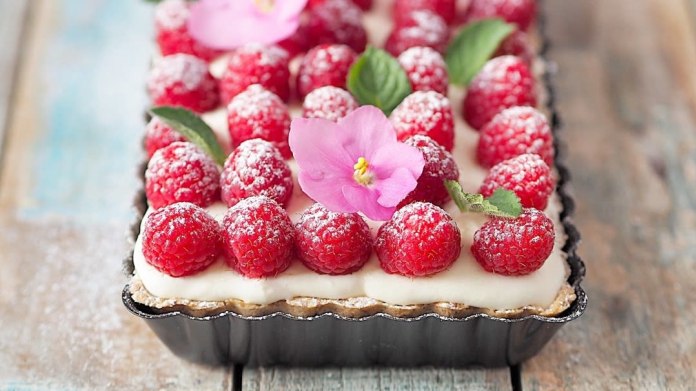 Koláč s malinami a mascarpone Koláč s malinami a mascarpone
