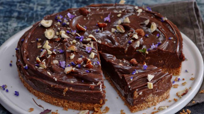 Nepečený nutela cheesecake podle Nigelly Lawson Nepečený nutela cheesecake podle Nigelly Lawson