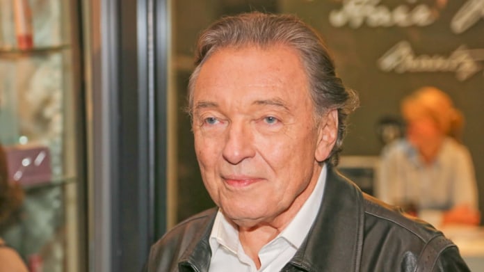 Video VIP zprávy: Karel Gott vydal v pořadí svou 284. desku Video VIP zprávy: Karel Gott vydal v pořadí svou 284. desku