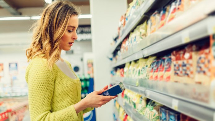 7 potravin, jimž je v supermarketu lepší se velkým obloukem vyhnout 7 potravin, jimž je v supermarketu lepší se velkým obloukem vyhnout