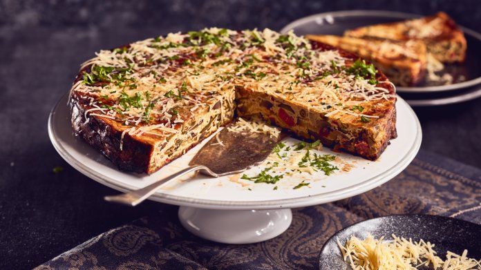 Polentový quiche se špenátem, parmazánem a kozím sýrem Polentový quiche se špenátem, parmazánem a kozím sýrem