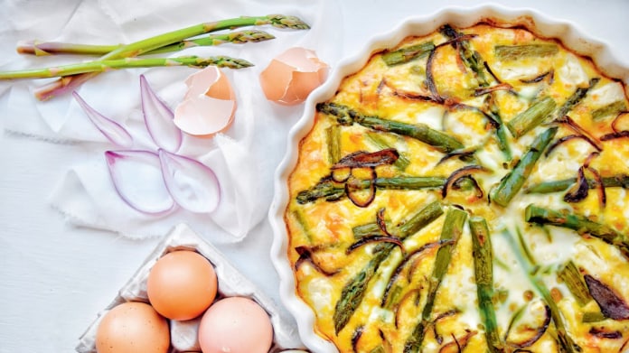 Chřestový quiche s batáty Chřestový quiche s batáty